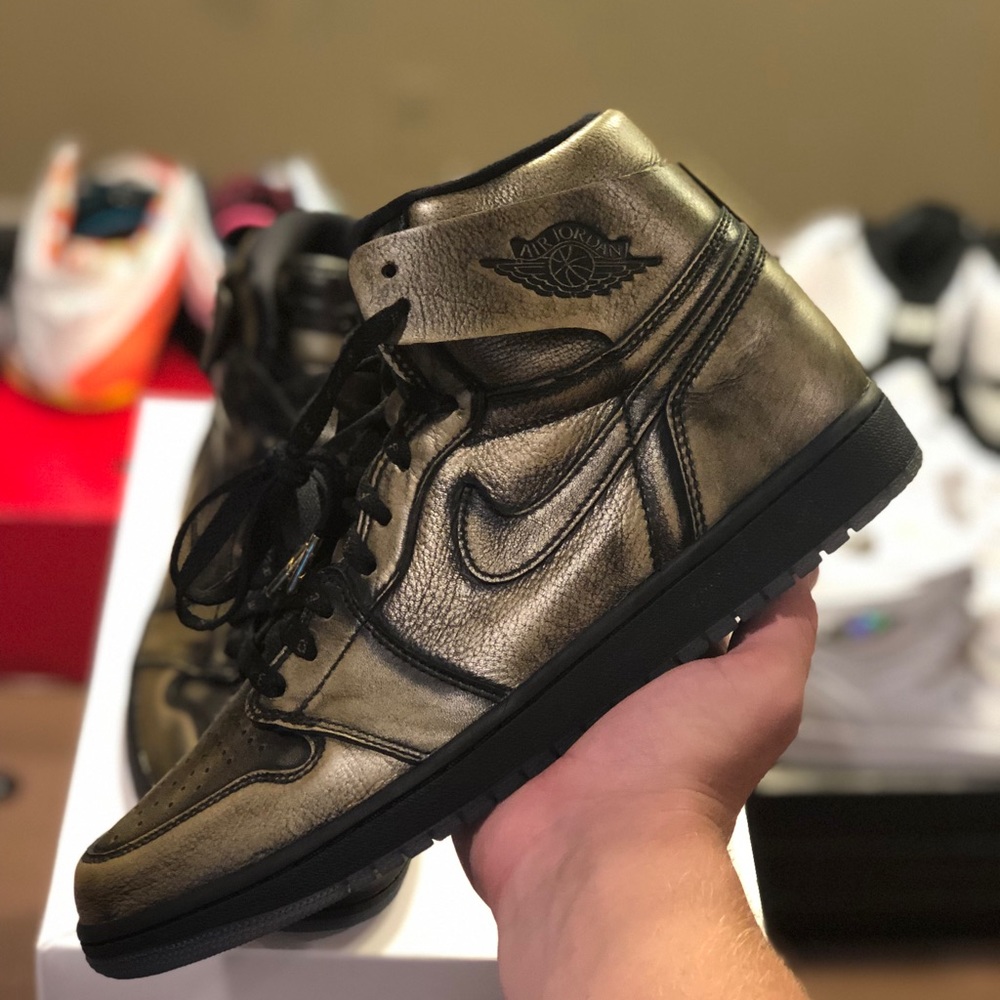 ❗️SOLD❗️Wings retro 1